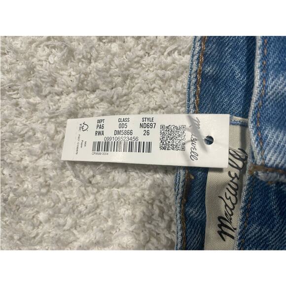 NWT Madewell Women's Size 26 Relaxed Denim Shorts Renfield Wash - Picture 6 of 6